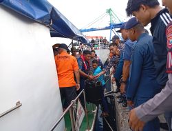 246 Penumpang KM Intim Teratai Berhasil Dievakuasi Selamat Usai Kandas di Perairan Pulau Makian